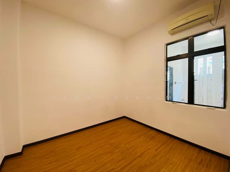 Terraced House for Sale in Perdana College Heights (Mantin) - Hawa Ibrahim - Interior - PropertyGuru.com.my