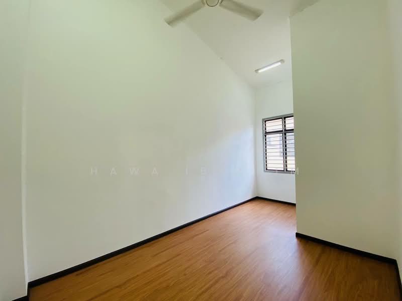 Terraced House for Sale in Perdana College Heights (Mantin) - Hawa Ibrahim - Interior - PropertyGuru.com.my