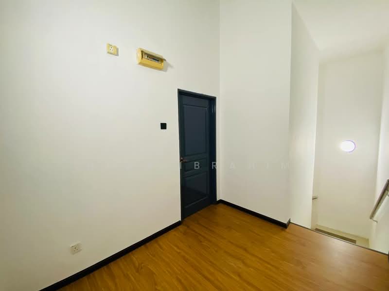 Terraced House for Sale in Perdana College Heights (Mantin) - Hawa Ibrahim - Interior - PropertyGuru.com.my