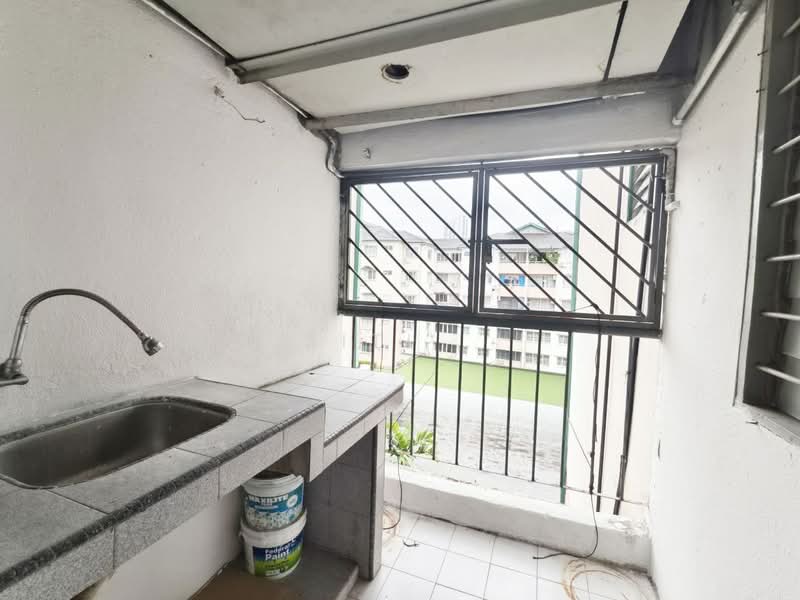 Pangsapuri untuk Dijual di Palm Ville - Siti . - Balcony - PropertyGuru.com.my