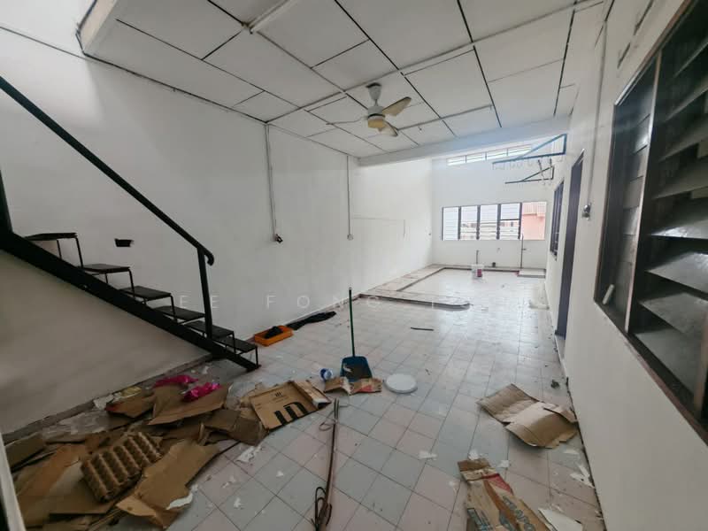 Shop / Office for Sale in Taman Johor Jaya (Johor Bahru) - Ee Fong Toh - PropertyGuru.com.my