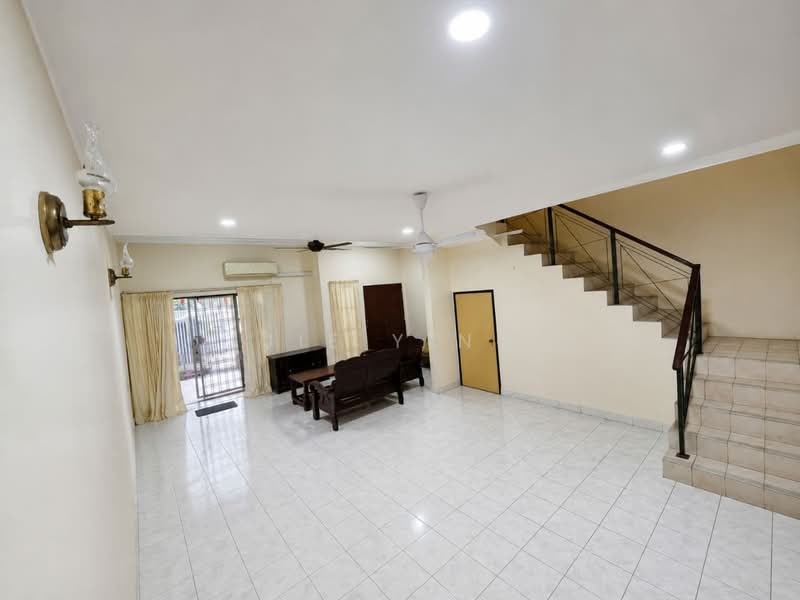 2-storey Terraced House for Rent in Bandar Tasek Mutiara (Simpang Ampat) - Jie Ying - Living Room - PropertyGuru.com.my