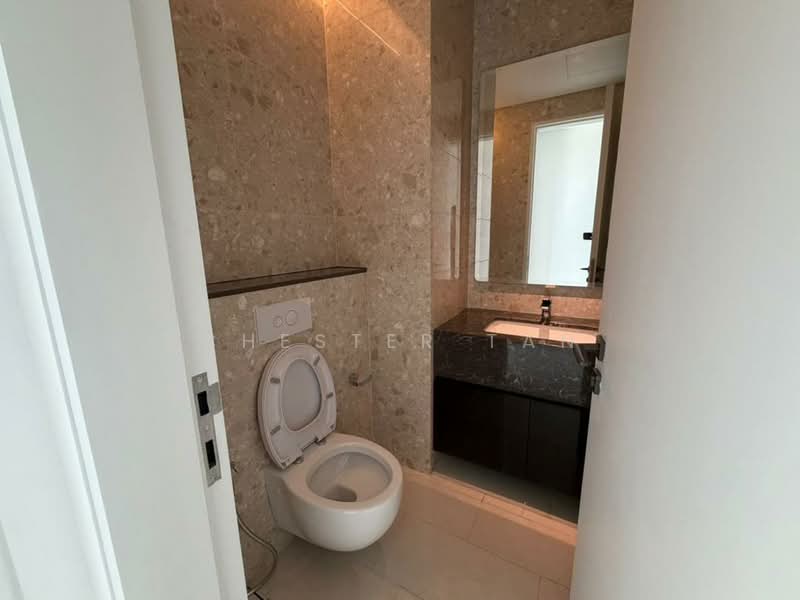 Servis Apartment untuk Disewa di Crown Residences @ Pavilion Damansara Heights - Chester Tan - Bathroom - PropertyGuru.com.my