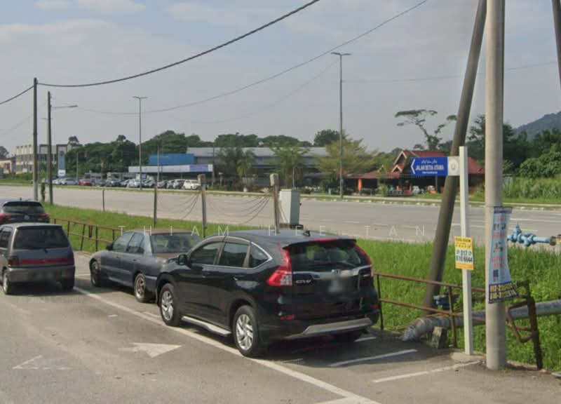 Shop for Sale in Tanjung Malim (Perak) - Thiam Hee Tan - Exterior - PropertyGuru.com.my