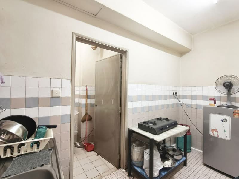Kondominium untuk Dijual di Menara Bakti - Siti . - Kitchen - PropertyGuru.com.my
