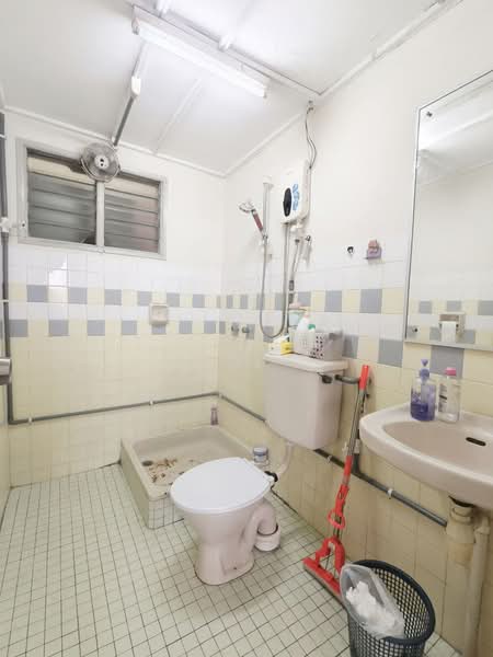 Kondominium untuk Dijual di Menara Bakti - Siti . - Bathroom - PropertyGuru.com.my