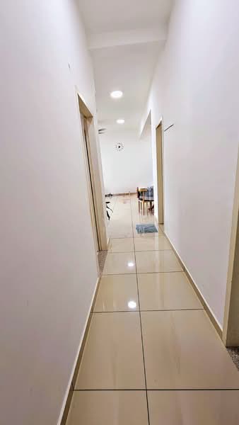 Condominium for Rent at Imperial Grande - Vivian Chan - Corridor - PropertyGuru.com.my