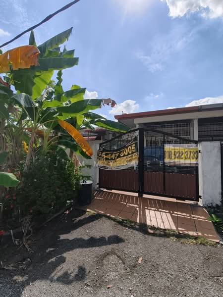 1-storey Terraced House for Sale in Taman Mayang (Petaling Jaya) - Jimmy Lee - Exterior - PropertyGuru.com.my