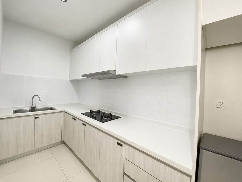 Servis Apartment untuk Disewa di Kenwingston Square Garden - Gilbert Tay - Kitchen - PropertyGuru.com.my