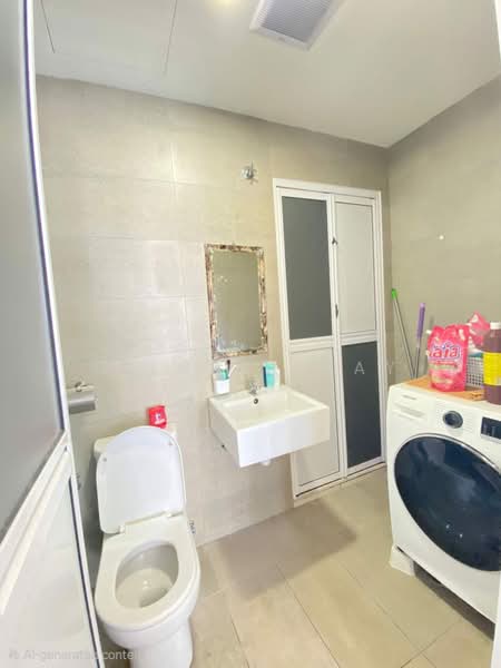 Servis Apartment untuk Disewa di Kenwingston Square Garden - Gilbert Tay - Bathroom - PropertyGuru.com.my