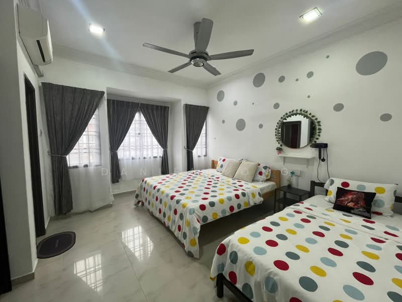 2-storey Terraced House for Sale in Taman Setia Indah (Tebrau) - Daniel Yong - Bedroom - PropertyGuru.com.my