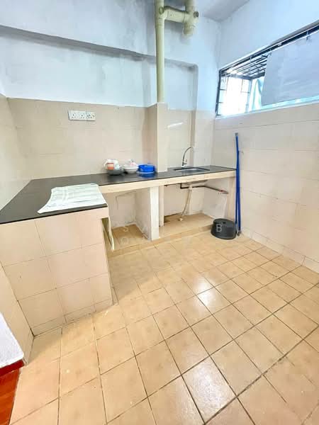 Flat for Sale at Flat Danau Kota - Faisal Abu Omar - Kitchen - PropertyGuru.com.my