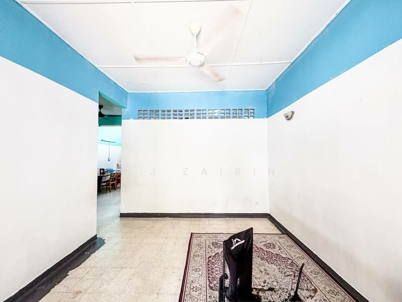 Rumah Teres 1 Tingkat untuk Dijual di Taman Ehsan (Kepong) - M.J Zairin - Living Room - PropertyGuru.com.my