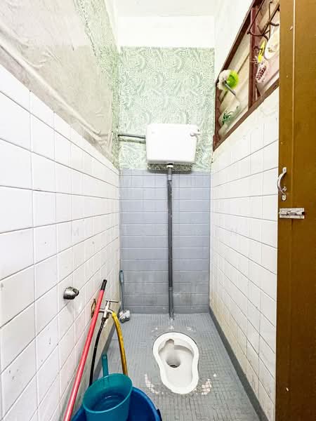 Rumah Teres 1 Tingkat untuk Dijual di Taman Ehsan (Kepong) - M.J Zairin - Bathroom - PropertyGuru.com.my
