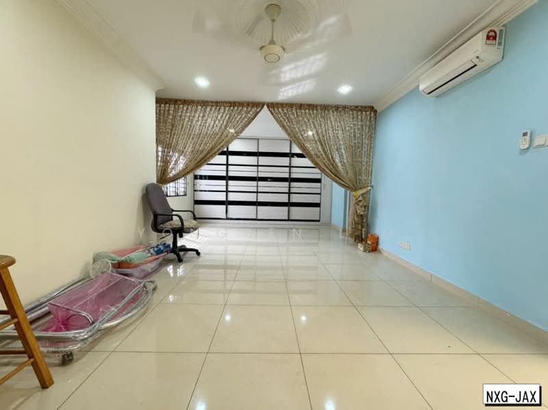 Bungalow for Sale in Kota Kemuning (Shah Alam) - Yongsen Lim - Living Room - PropertyGuru.com.my