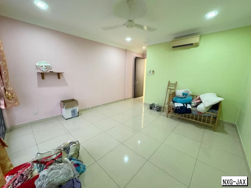Bungalow for Sale in Kota Kemuning (Shah Alam) - Yongsen Lim - Living Room - PropertyGuru.com.my