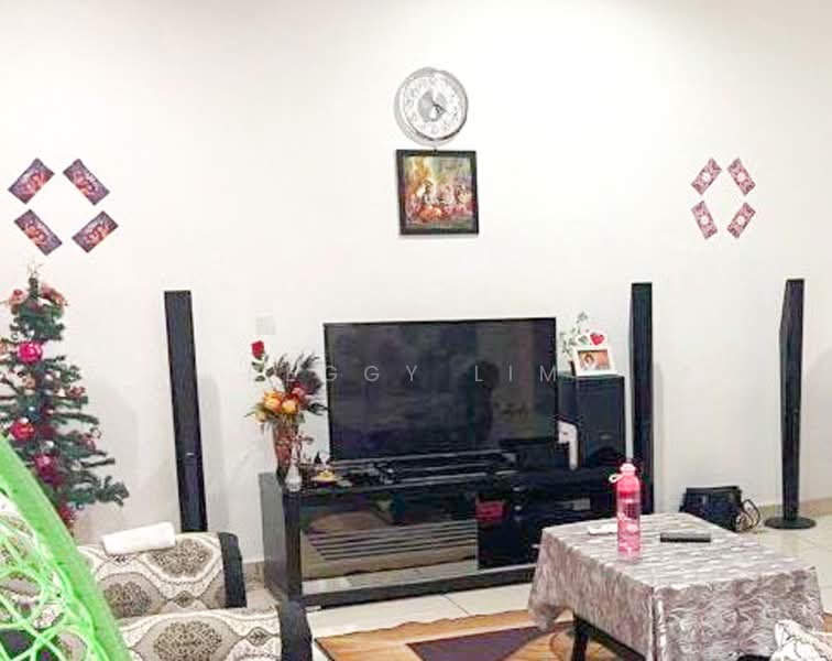 Rumah Teres 2 Tingkat untuk Dijual di Jenjarom (Selangor) - Peggy Lim - Living Room - PropertyGuru.com.my