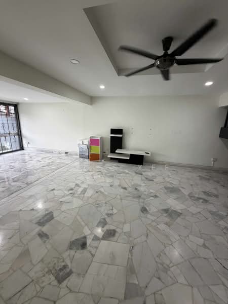 Rumah Teres 2 Tingkat untuk Disewa di KL City Centre (Kuala Lumpur) - Amoss Yee - Living Room - PropertyGuru.com.my