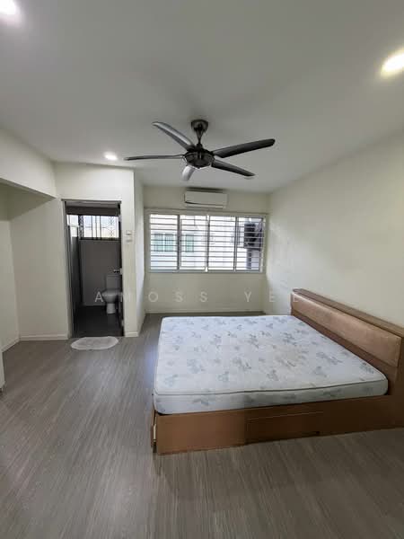 Rumah Teres 2 Tingkat untuk Disewa di KL City Centre (Kuala Lumpur) - Amoss Yee - Bedroom - PropertyGuru.com.my
