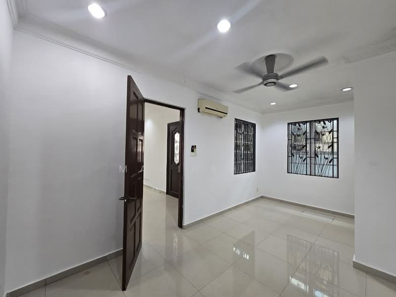 Semi-Detached House for Sale in Shah Alam (Selangor) - Mahirah . - Interior - PropertyGuru.com.my