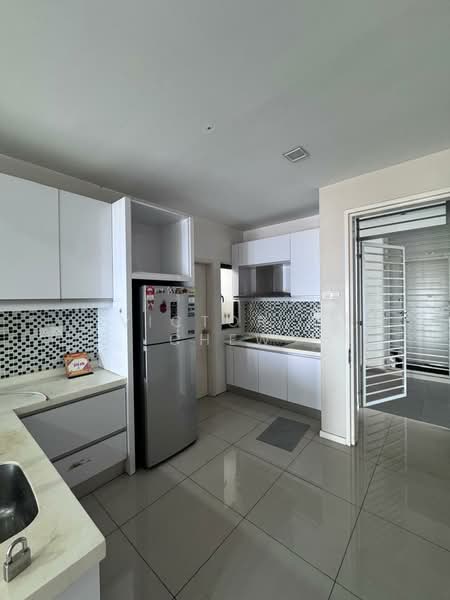 Service Residence for Rent at KU Suites - Victoria Chew - Kitchen - PropertyGuru.com.my