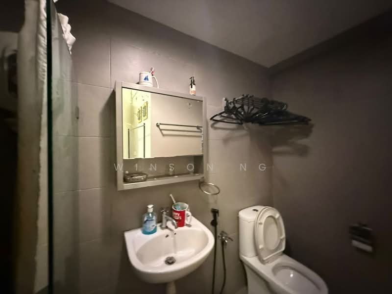 Servis Apartment untuk Disewa di Avenue D'Vogue - Winson Ng - Bathroom - PropertyGuru.com.my