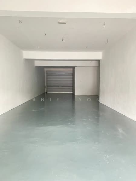 Shop for Rent in Mutiara Rini (Skudai) - Daniel Yong - Interior - PropertyGuru.com.my