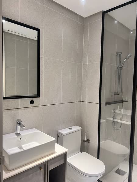 Service Residence for Rent at Millerz Square Serviced Residence - BC TAN - Bathroom - PropertyGuru.com.my
