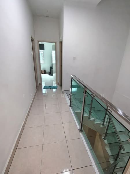 Rumah Teres 2 Tingkat untuk Dijual di Taman Mount Austin (Tebrau) - Ee Fong Toh - Corridor - PropertyGuru.com.my