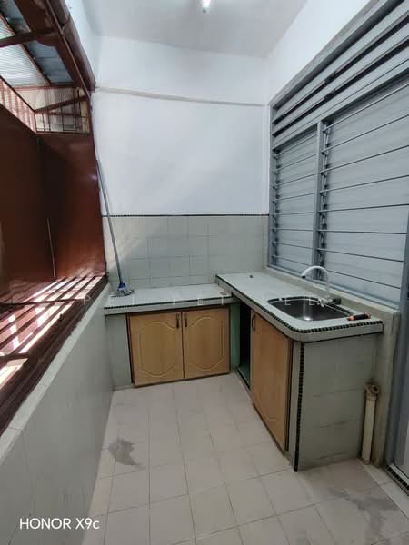 Rumah Flat untuk Dijual di Taman Nusantara - Pei Pei Lee - Balcony - PropertyGuru.com.my