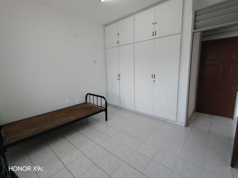 Rumah Flat untuk Dijual di Taman Nusantara - Pei Pei Lee - Bedroom - PropertyGuru.com.my