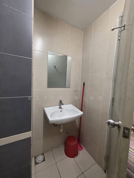 Office for Rent in I-City (Shah Alam) - Betty Ning - Bathroom - PropertyGuru.com.my