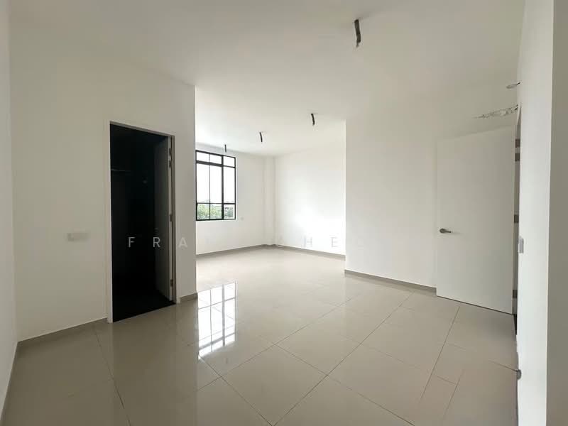 Rumah Teres 2 Tingkat untuk Dijual di Bandar Seri Alam (Masai) - Frain Cheong - PropertyGuru.com.my