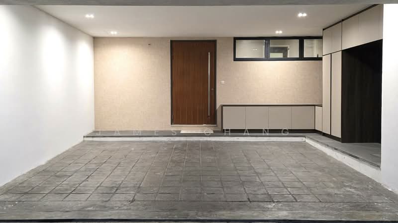 3-storey Terraced House for Sale in Taman Sri Hartamas (Sri Hartamas) - James Chang - Entrance - PropertyGuru.com.my