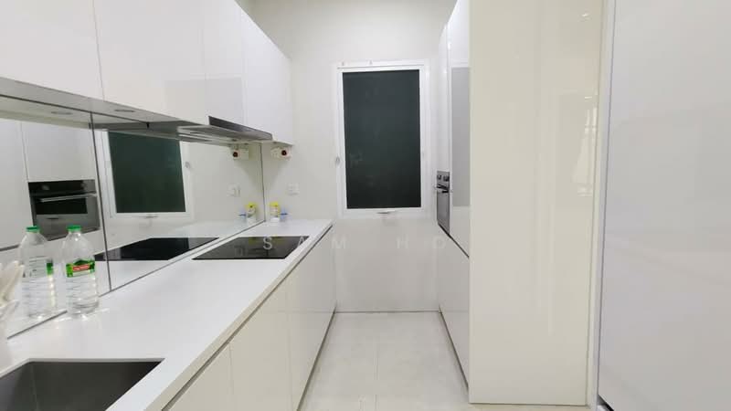 Service Residence for Sale at Quadro Residences - Sam Ho - Kitchen - PropertyGuru.com.my
