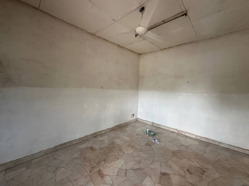 1-storey Terraced House for Sale in Lahat (Perak) - Sam Lam - PropertyGuru.com.my