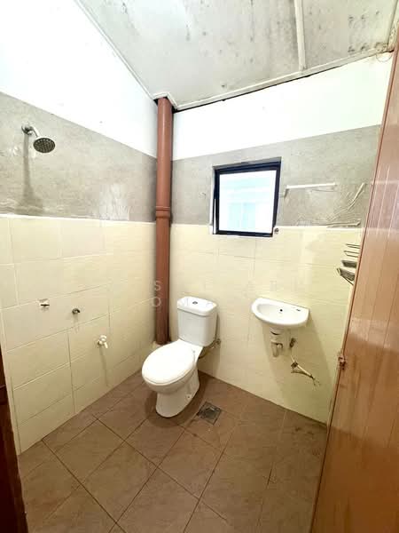 Rumah Teres 2 Tingkat untuk Dijual di Taman Melawati (Ulu Kelang) - Faisal Abu Omar - Bathroom - PropertyGuru.com.my