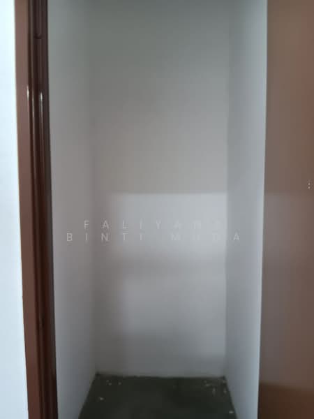 Apartment for Sale at Enggang Apartment - Faliyana binti Muda - PropertyGuru.com.my