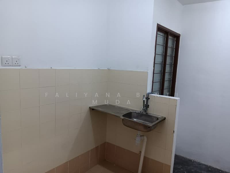 Apartment for Sale at Enggang Apartment - Faliyana binti Muda - PropertyGuru.com.my