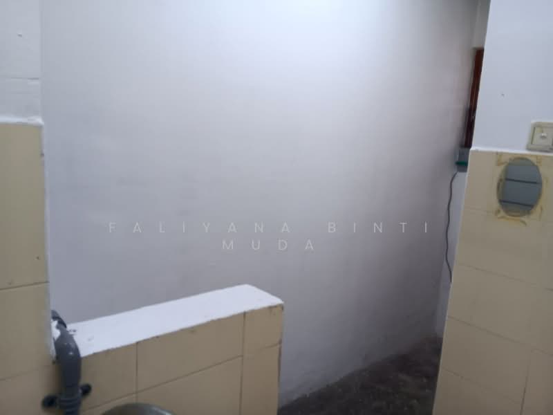 Apartment for Sale at Enggang Apartment - Faliyana binti Muda - PropertyGuru.com.my