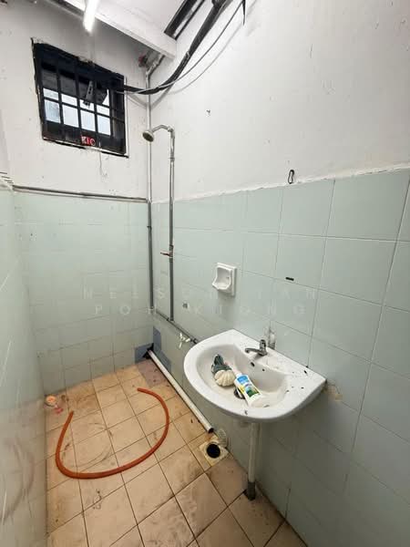 Shop for Sale in Taman Tan Sri Yaacob (Johor Bahru) - Nelson Tan Poh Kiong - PropertyGuru.com.my