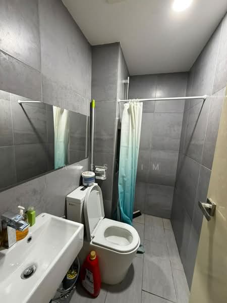 Service Residence for Sale at Arte Mont Kiara - Ares Lim - Bathroom - PropertyGuru.com.my