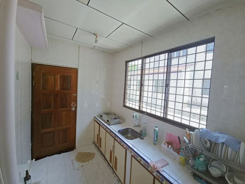 2-storey Terraced House for Sale in Taman Damai (Kuala Kangsar) - Gary Tang - Kitchen - PropertyGuru.com.my
