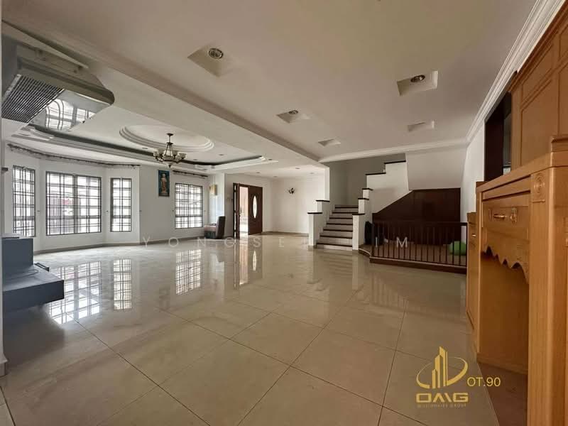 Semi-Detached House for Sale in Bandar Bukit Tinggi (Klang) - Yongsen Lim - Living Room - PropertyGuru.com.my