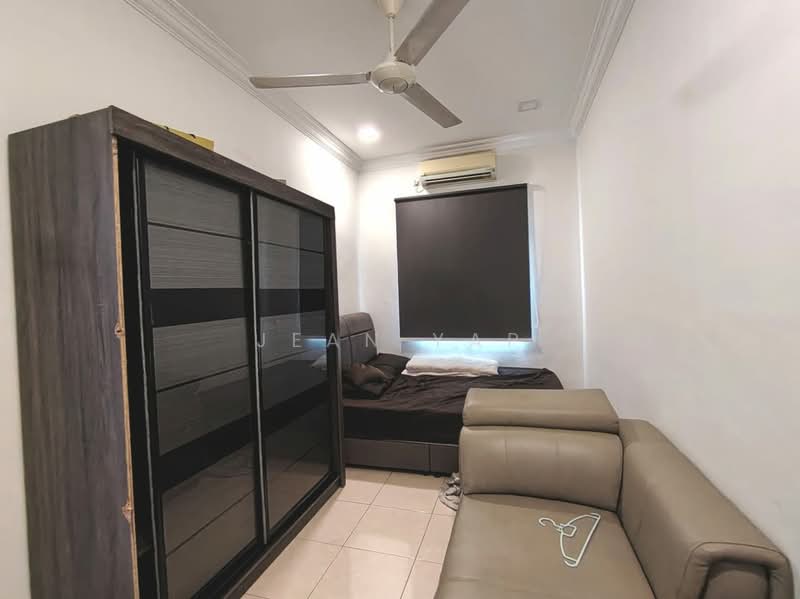 Rumah Teres 2 Tingkat untuk Dijual di Taman Mount Austin (Tebrau) - Jean Yap - Bedroom - PropertyGuru.com.my