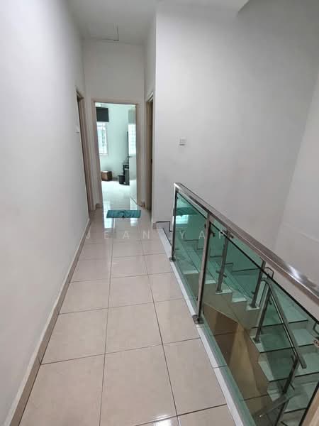 Rumah Teres 2 Tingkat untuk Dijual di Taman Mount Austin (Tebrau) - Jean Yap - Corridor - PropertyGuru.com.my