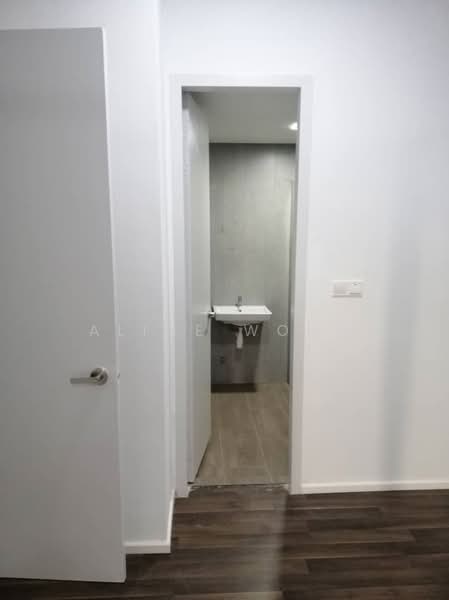 Servis Apartment untuk Disewa di Geo Bukit Rimau - Alice Wong - Bathroom - PropertyGuru.com.my