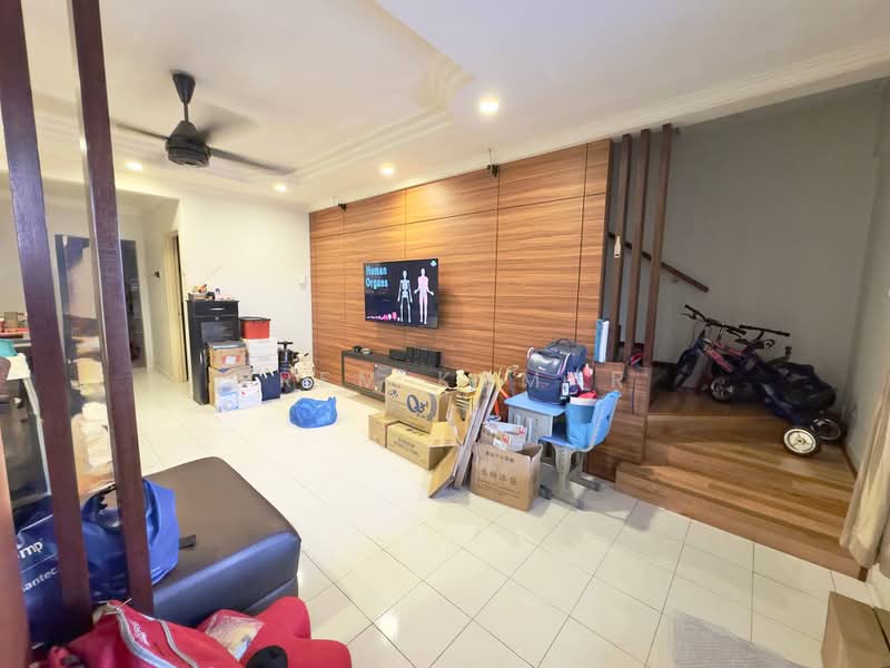 Rumah Teres 2 Tingkat untuk Dijual di Kota Perdana (Seri Kembangan) - Prem Kumar - Living Room - PropertyGuru.com.my