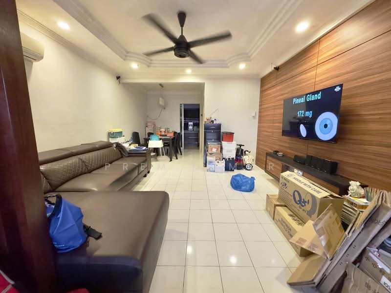 Rumah Teres 2 Tingkat untuk Dijual di Kota Perdana (Seri Kembangan) - Prem Kumar - Living Room - PropertyGuru.com.my