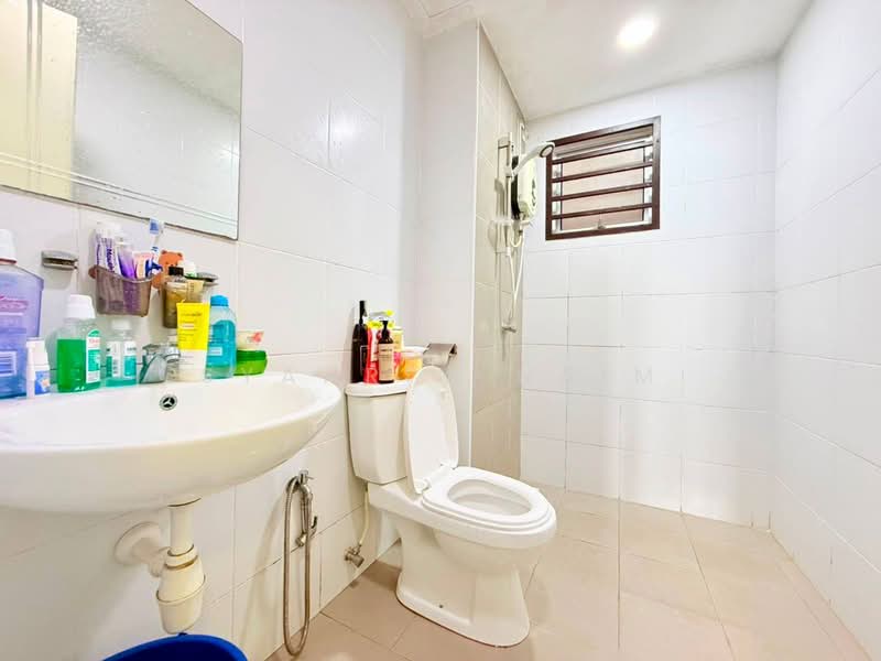 Apartment for Sale at Residensi Pandanmas - Syahrim Naim - Bathroom - PropertyGuru.com.my